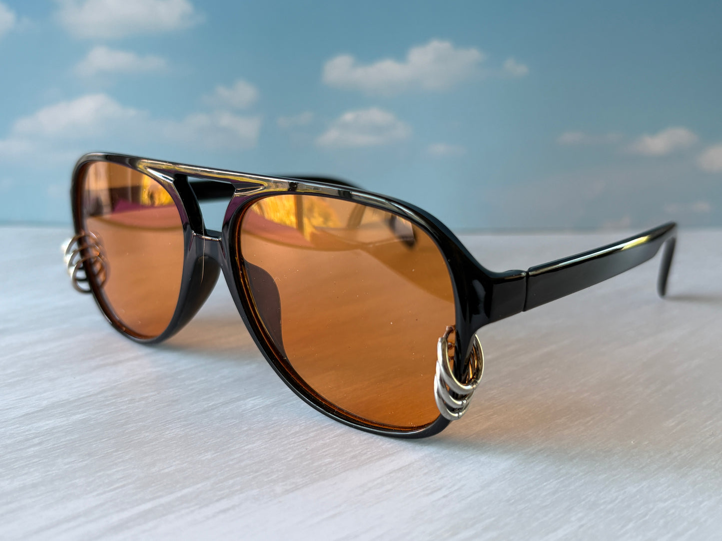 1402- The Maverick