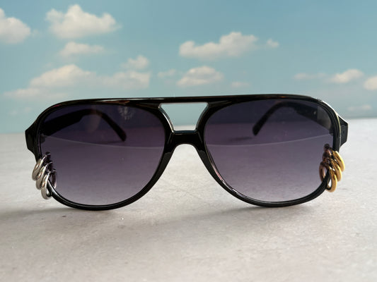 1596- The Maverick