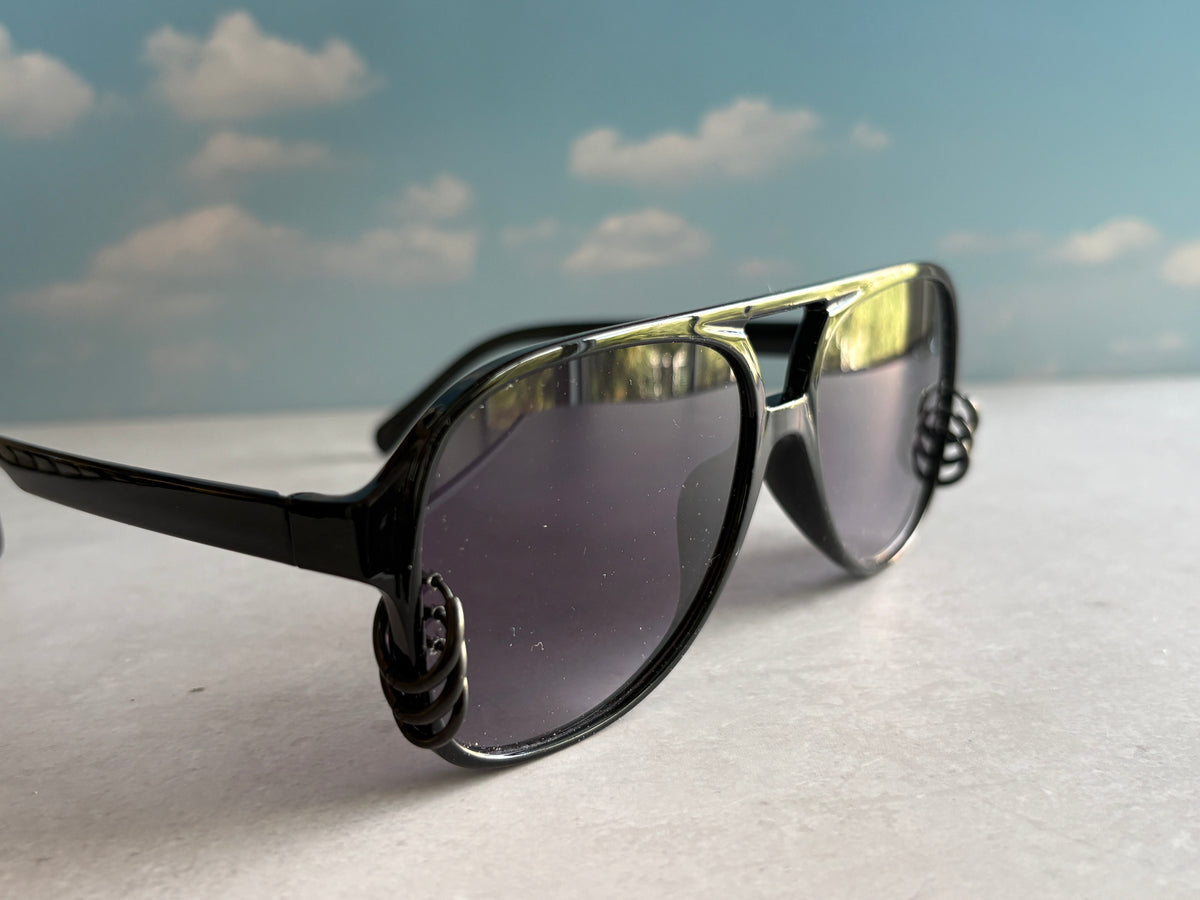 1594- The Maverick