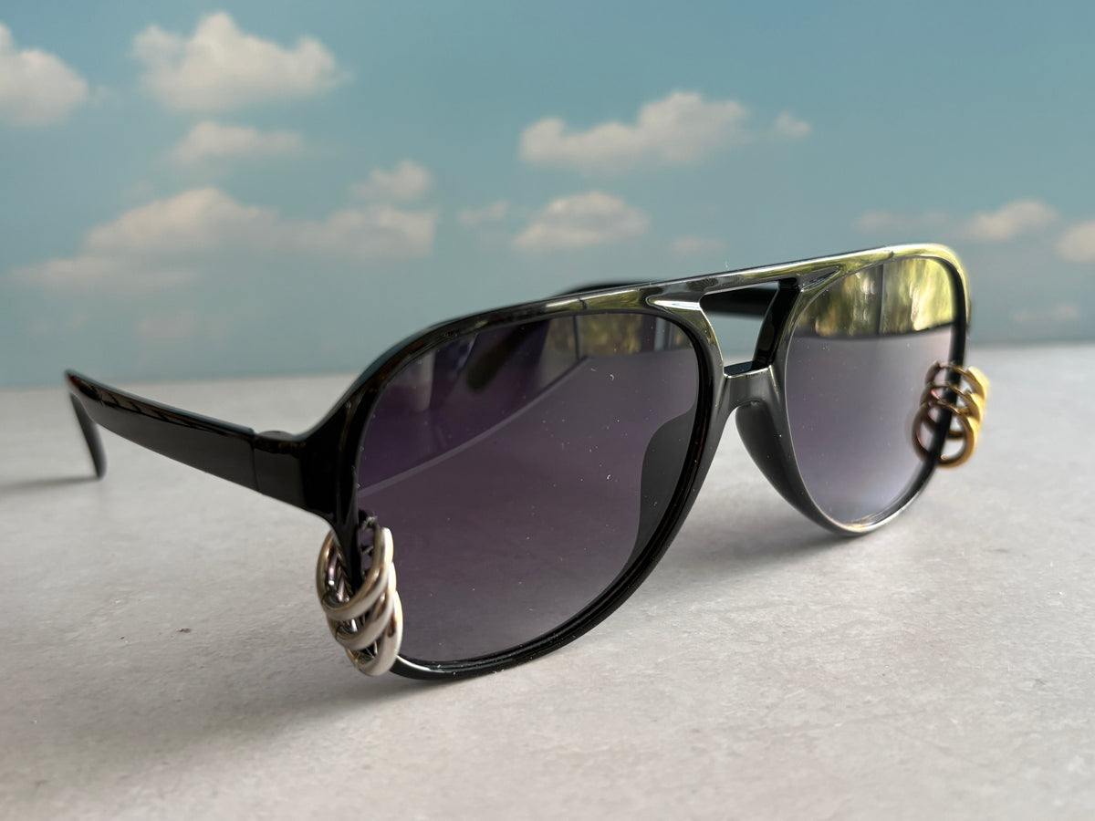 1596- The Maverick