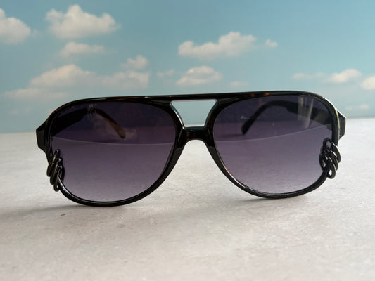 1594- The Maverick