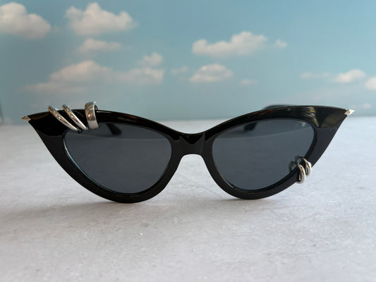 1560- The Feline